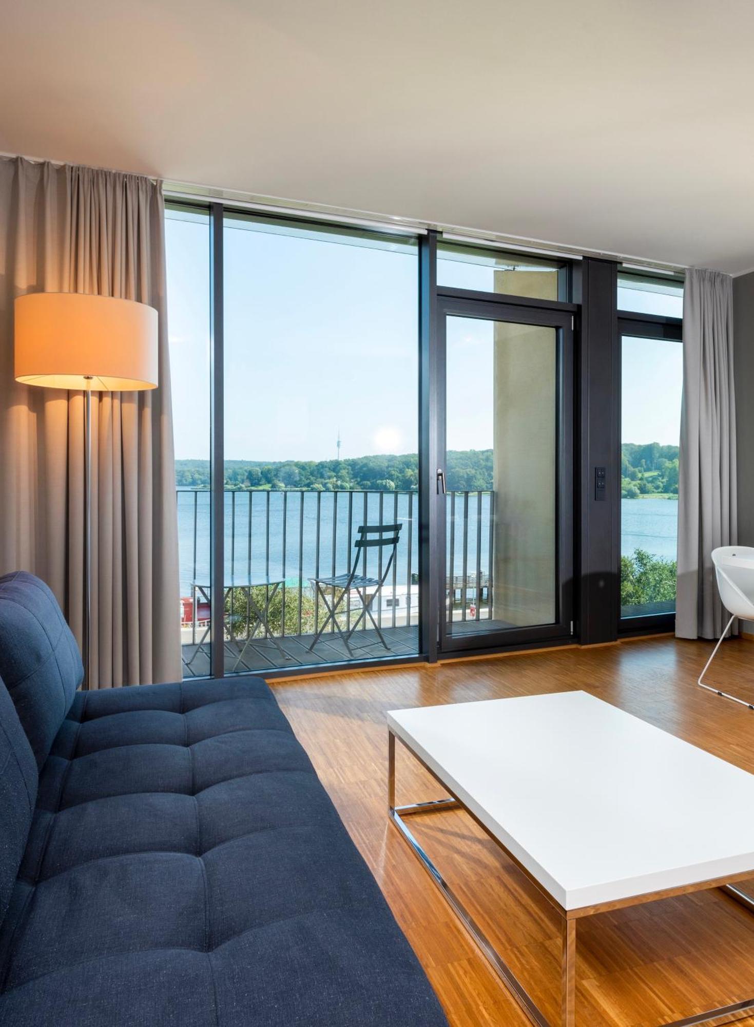 Waveboard Hotel & Boardinghouse Потсдам Екстер'єр фото